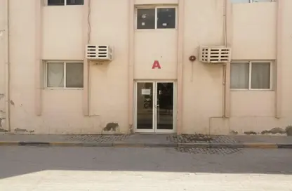 Apartment - Studio - 1 Bathroom for rent in Industrial Area 3 - Sharjah Industrial Area - Sharjah