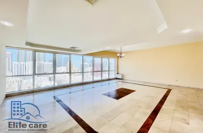 Apartment - 3 Bedrooms - 4 Bathrooms for rent in Emirates Tower - Hamdan Street - Abu Dhabi