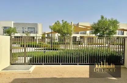 Villa - 3 Bedrooms - 3 Bathrooms for sale in Parkside 1 - EMAAR South - Dubai South (Dubai World Central) - Dubai