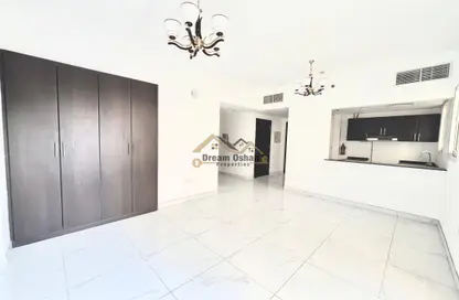 Apartment - 2 Bedrooms - 3 Bathrooms for rent in Al Jaddaf - Dubai