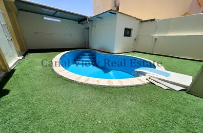 Apartment - 2 Bedrooms - 2 Bathrooms for rent in Complex 16 - Khalifa City - Abu Dhabi