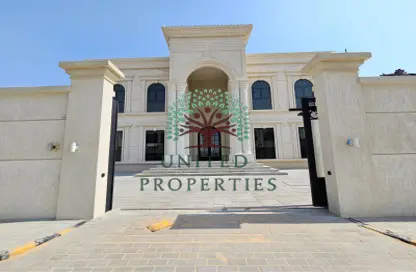 Villa - 5 Bedrooms - 7 Bathrooms for rent in Al Tay commercial - Al Tai - Sharjah