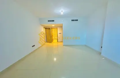 Apartment - 4 Bedrooms - 5 Bathrooms for rent in Azzam One Residence - Al Raha Beach - Abu Dhabi