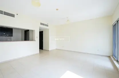 Apartment - 2 Bedrooms - 2 Bathrooms for rent in Al Habtoor Tower - Dubai Marina - Dubai