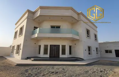 Villa - 6 Bedrooms - 7 Bathrooms for rent in Wadi Alshabak - Dubai