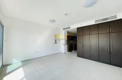 Apartment - Studio - 1 Bathroom for rent in Al Karama - Dubai