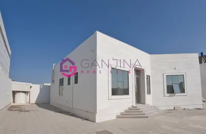 Villa - 5 Bedrooms - 6 Bathrooms for rent in Al Riffa - Ras Al Khaimah