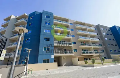 Apartment - 1 Bedroom - 2 Bathrooms for sale in Tower 26 - Al Reef Downtown - Al Reef - Abu Dhabi