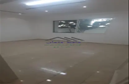 Apartment - 2 Bedrooms - 1 Bathroom for rent in Between Two Bridges - Abu Dhabi