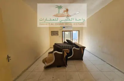 Apartment - 2 Bedrooms - 2 Bathrooms for rent in Abu shagara Building 2 - Budaniq - Al Qasimia - Sharjah