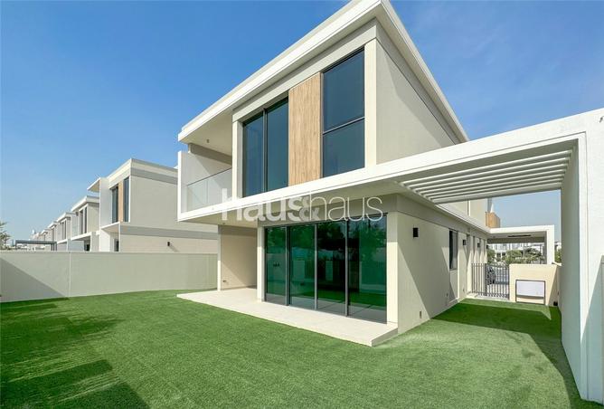 Villa - 4 Bedrooms - 4 Bathrooms for sale in Harmony 1 - Harmony - Tilal Al Ghaf - Dubai