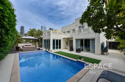 Villa - 4 Bedrooms - 4 Bathrooms for sale in Meadows 2 - Meadows - Dubai