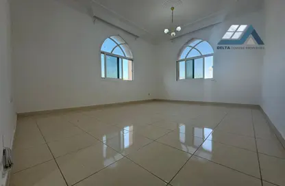 Apartment - 1 Bathroom for rent in Mubarak Mohammed Sift Al Khaily - Al Mushrif - Abu Dhabi