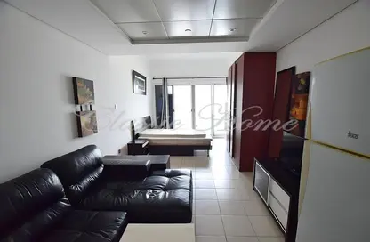 Apartment - 1 Bathroom for rent in Lake View Tower - JLT Cluster B - Jumeirah Lake Towers - Dubai