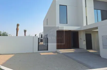 Townhouse - 4 Bedrooms - 5 Bathrooms for rent in Shams Townhouses - Town Square - Dubai