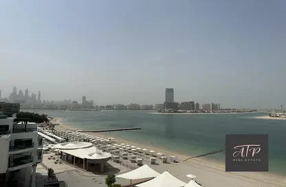 Apartment - 2 Bedrooms - 3 Bathrooms for sale in Royal Bay - Palm Jumeirah - Dubai