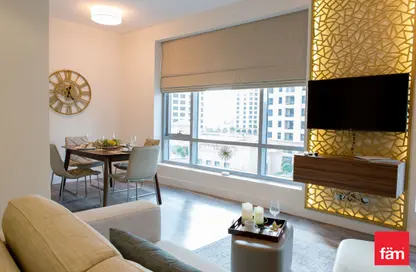 Living / Dining Room image for: Apartment - 1 Bedroom - 2 Bathrooms for rent in Sanibel Tower - Park Island - Dubai Marina - Dubai, Image 1