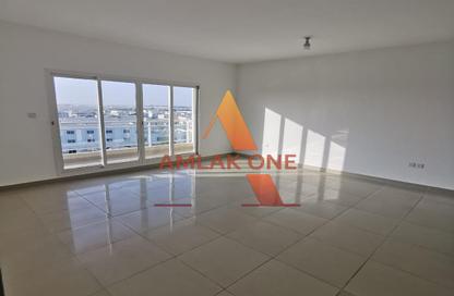 Apartment - 2 Bedrooms - 3 Bathrooms for sale in Tower 31 - Al Reef Downtown - Al Reef - Abu Dhabi