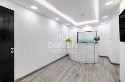 Office Space - Studio for sale in Grosvenor Business Tower - Barsha Heights (Tecom) - Dubai