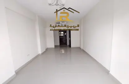 Apartment - 2 Bedrooms - 2 Bathrooms for rent in Ajman Creek Towers - Al Rashidiya 1 - Al Rashidiya - Ajman