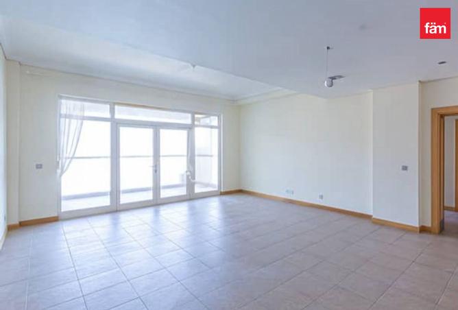 Apartment - 1 Bedroom - 2 Bathrooms for rent in Al Basri - Shoreline Apartments - Palm Jumeirah - Dubai