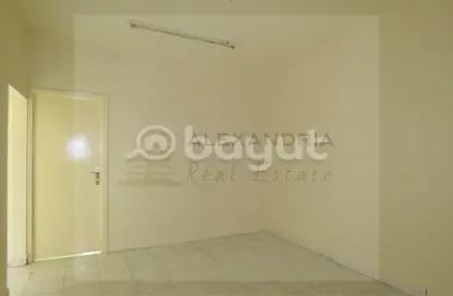 Apartment - 2 Bedrooms - 1 Bathroom for rent in Al Mamzar - Sharjah - Sharjah