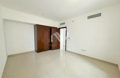 Apartment - 2 Bedrooms - 3 Bathrooms for rent in Burooj Views - Marina Square - Al Reem Island - Abu Dhabi