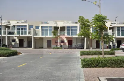 Townhouse - 3 Bedrooms - 3 Bathrooms for rent in Albizia - Damac Hills 2 - Dubai