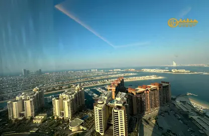 Apartment - 1 Bedroom - 1 Bathroom for rent in The Palm Tower - Palm Jumeirah - Dubai