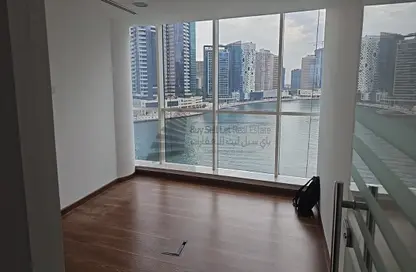 Office Space - Studio - 1 Bathroom for rent in Lake Central - Business Bay - Dubai