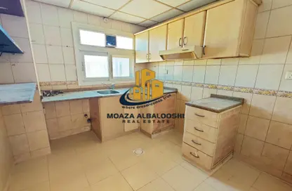 Apartment - 2 Bedrooms - 2 Bathrooms for rent in Muwailih Building - Muwaileh - Sharjah