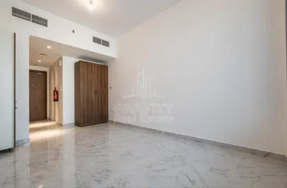 Apartment - 1 Bathroom for rent in Oasis 1 - Oasis Residences - Masdar City - Abu Dhabi