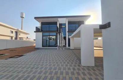 Villa - 5 Bedrooms - 7 Bathrooms for rent in Nad Al Dhabi - Al Jubail Island - Abu Dhabi