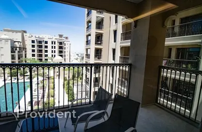 Apartment - 2 Bedrooms - 2 Bathrooms for sale in Lamtara 2 - Madinat Jumeirah Living - Umm Suqeim - Dubai