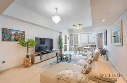 Apartment - 2 Bedrooms - 2 Bathrooms for sale in Marina Residences 4 - Marina Residences - Palm Jumeirah - Dubai