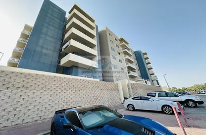 Apartment - 2 Bedrooms - 2 Bathrooms for rent in Tower 22 - Al Reef Downtown - Al Reef - Abu Dhabi