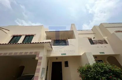 Villa - 4 Bedrooms - 5 Bathrooms for rent in Khalidiya Village - Al Khalidiya - Abu Dhabi