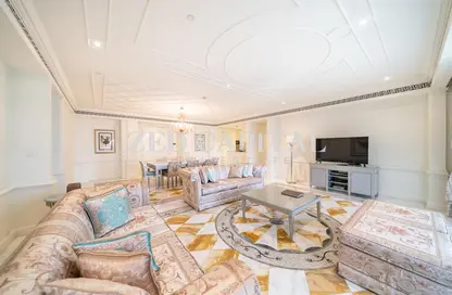 Apartment - 2 Bedrooms - 3 Bathrooms for sale in Palazzo Versace - Culture Village - Dubai