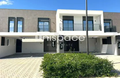 Villa - 3 Bedrooms - 4 Bathrooms for rent in Greenviews 2 - EMAAR South - Dubai South (Dubai World Central) - Dubai