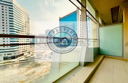 Apartment - 1 Bedroom - 2 Bathrooms for rent in Guardian Towers - Danet Abu Dhabi - Abu Dhabi