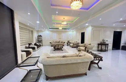 Villa - 6 Bedrooms for rent in Al Rawda 1 - Al Rawda - Ajman