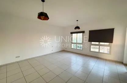 Villa - 3 Bedrooms - 3 Bathrooms for rent in Springs 9 - The Springs - Dubai