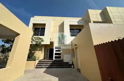 Villa - 4 Bedrooms - 5 Bathrooms for rent in Umm Suqeim 1 Villas - Umm Suqeim 1 - Umm Suqeim - Dubai