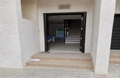 Townhouse - 3 Bedrooms - 4 Bathrooms for rent in Al Reef Villas - Al Reef - Abu Dhabi