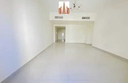 Apartment - 1 Bedroom - 2 Bathrooms for rent in Muwaileh Commercial - Sharjah