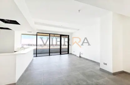 Apartment - 2 Bedrooms - 4 Bathrooms for rent in Al Sail Tower - Al Dana - Al Raha Beach - Abu Dhabi