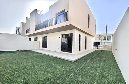 Villa - 3 Bedrooms - 4 Bathrooms for rent in Nasma Residence - Al Tai - Sharjah