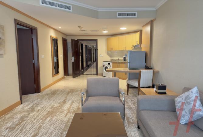 Rent in The Carlton Downtown Hotel: Spacious 1 Bedroom | Near Metro ...