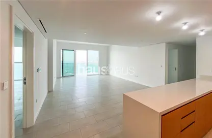 Apartment - 3 Bedrooms - 3 Bathrooms for rent in La Vie - Jumeirah Beach Residence - Dubai