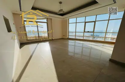 Townhouse - 5 Bedrooms - 5 Bathrooms for rent in Corniche Tower - Ajman Corniche Road - Ajman